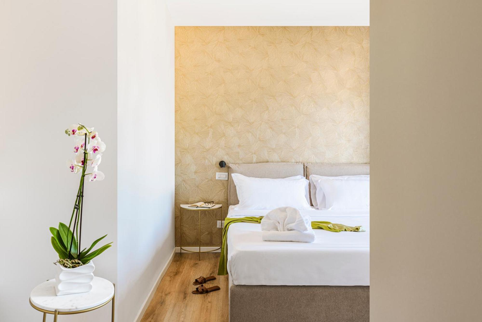 Elysium Suites Colosseo โรม ภายนอก รูปภาพ